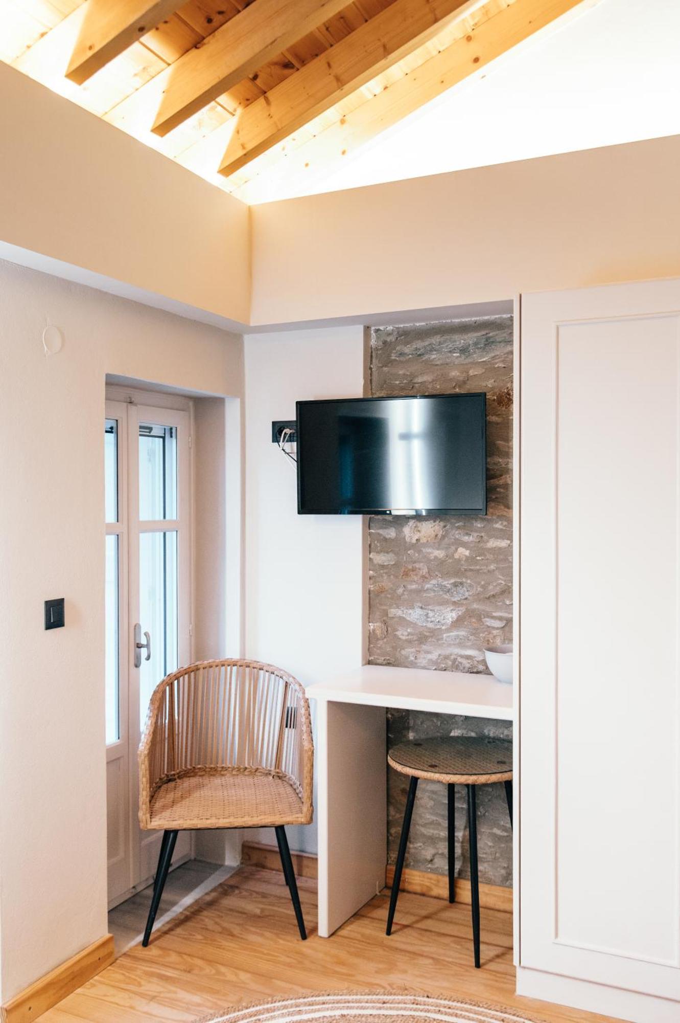 Jano'S House Apartment Plomari Екстериор снимка